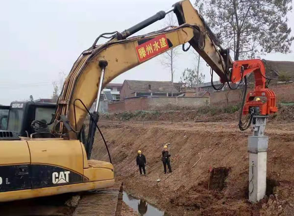 水泥樁打樁機